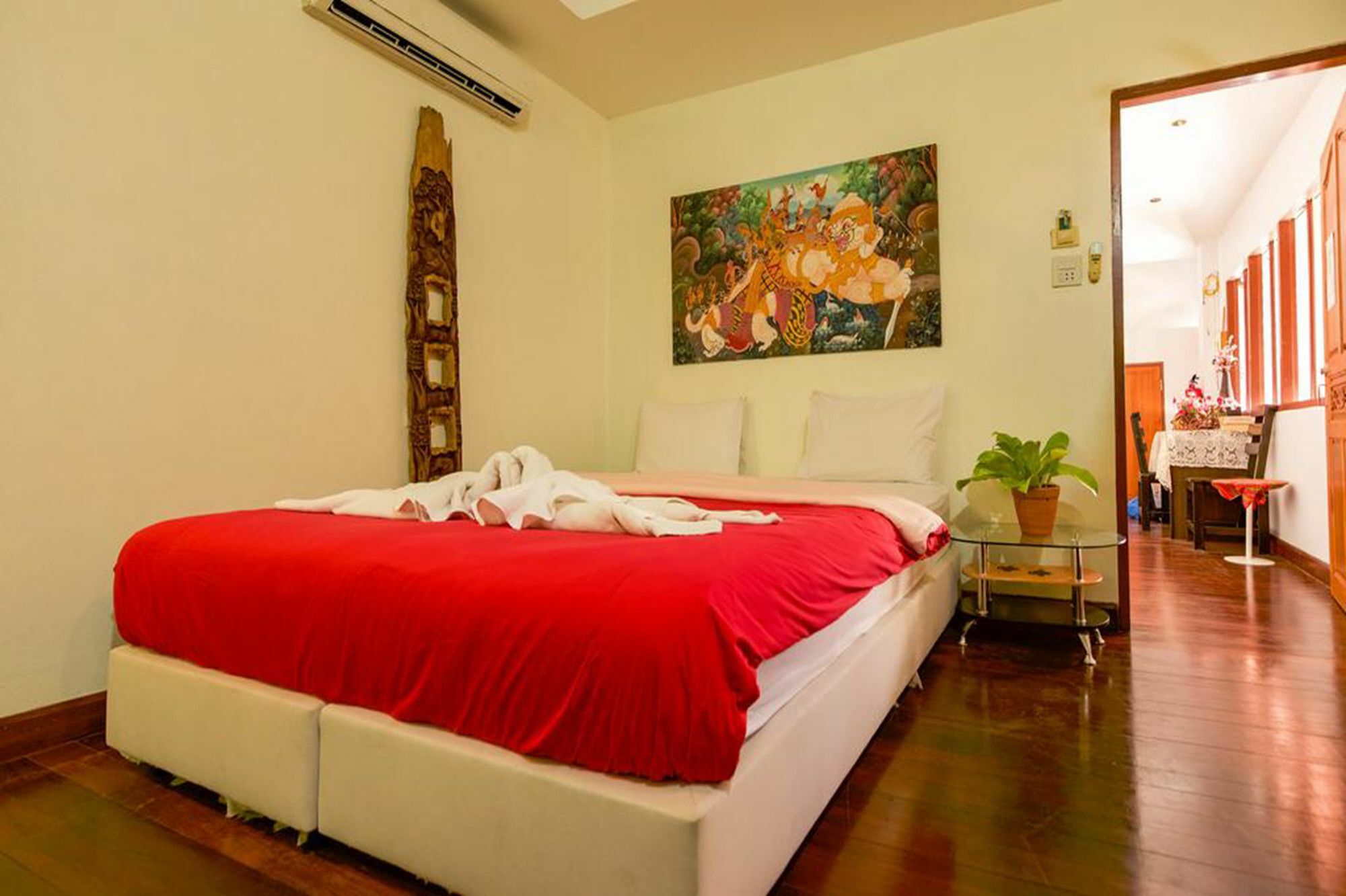 Hotel The Family Tree House HHQ Esterno foto