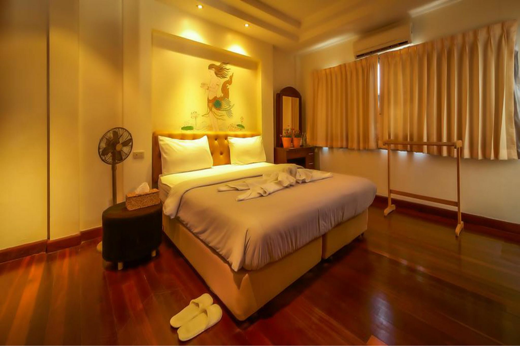 Hotel The Family Tree House HHQ Esterno foto